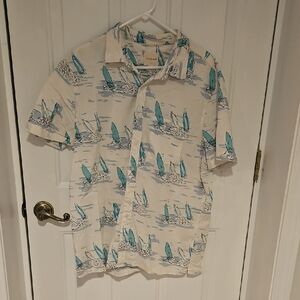 American Eagle Outfitters Cream and Blue Sailboat Shirt